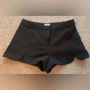 Abbeline Women's Black Shorts Size S